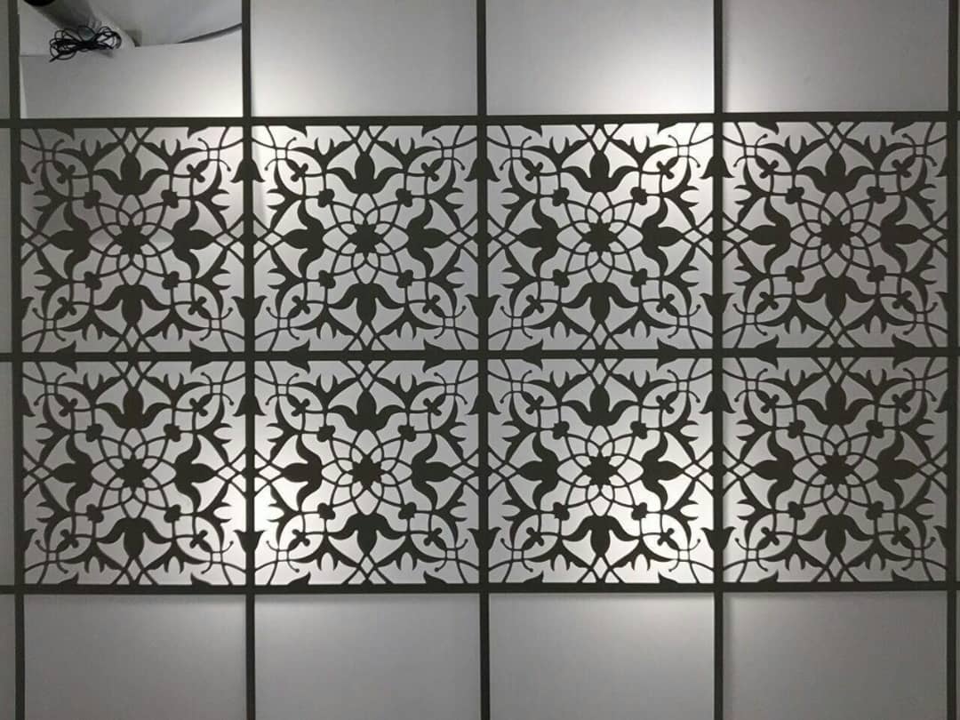 بررسی سقف کاذب معرق
